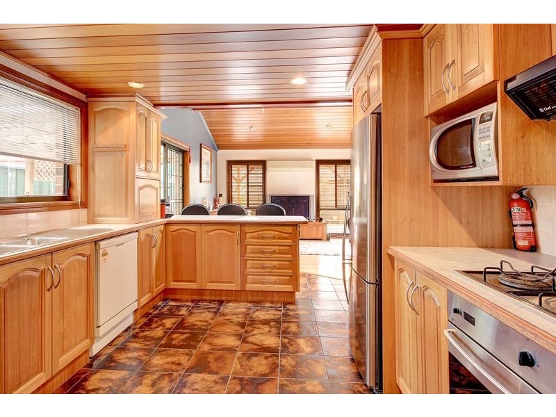 48 Huxley Drive, Horsley NSW 2530