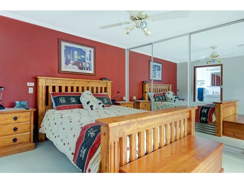48 Huxley Drive, Horsley NSW 2530
