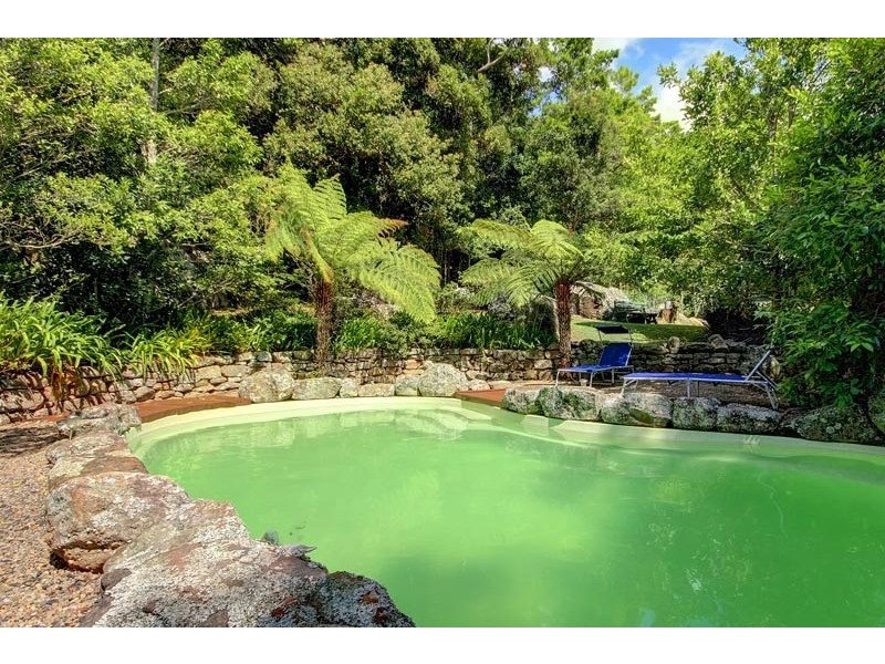 102 Mellows Road, Calderwood NSW 2527