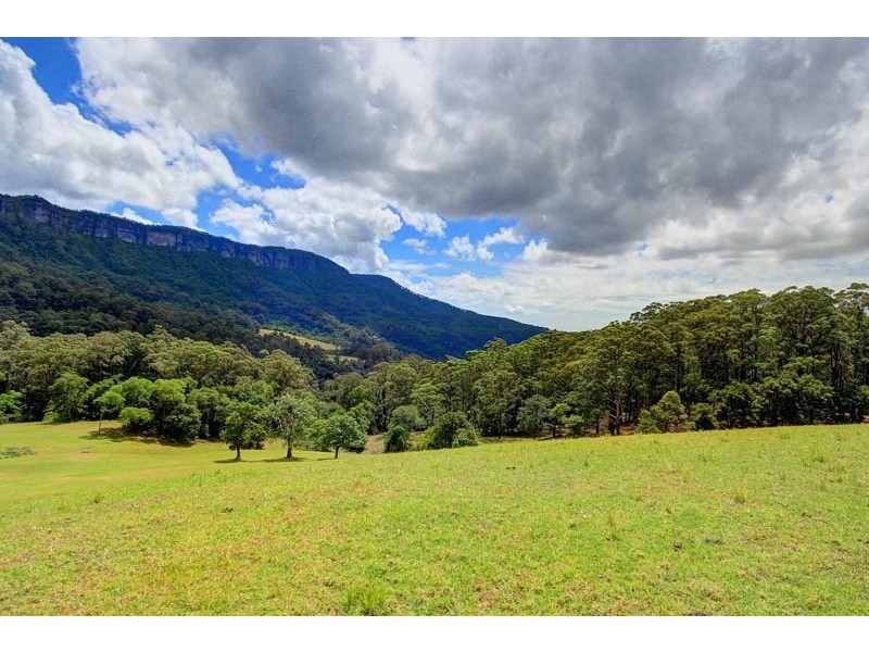 102 Mellows Road, Calderwood NSW 2527