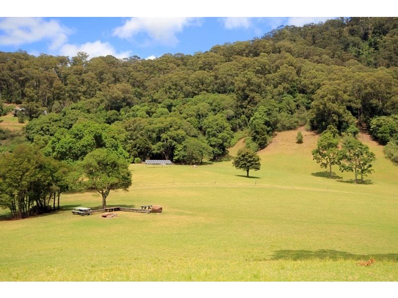 102 Mellows Road, Calderwood NSW 2527