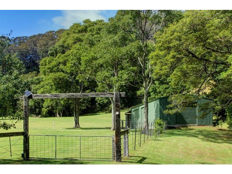 102 Mellows Road, Calderwood NSW 2527