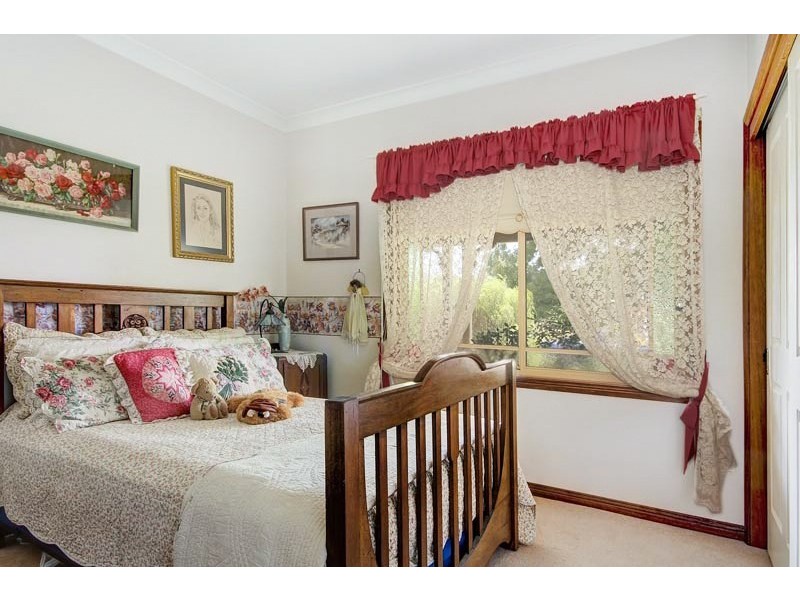 6 Trifecta Place, Kembla Grange NSW 2526