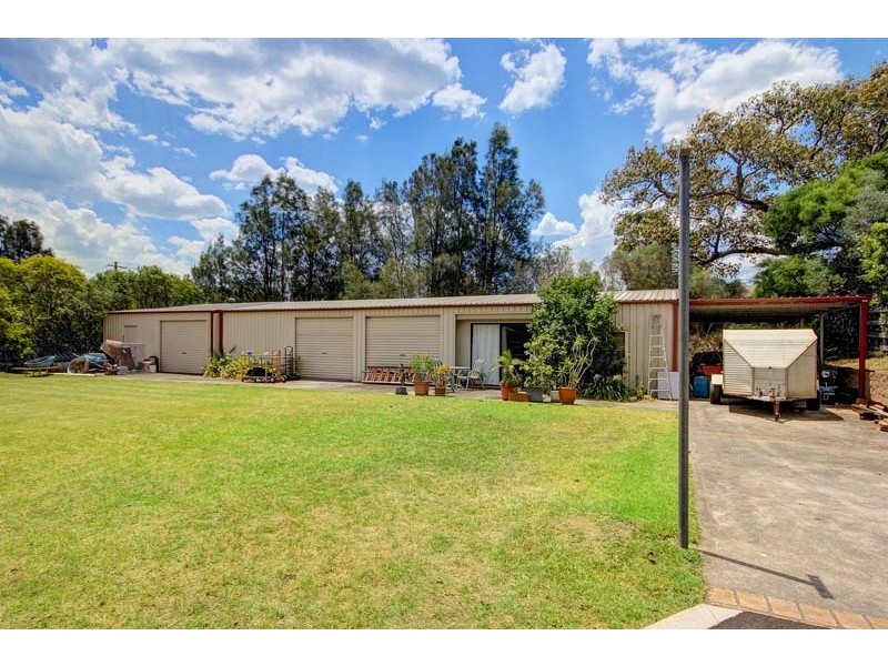 6 Trifecta Place, Kembla Grange NSW 2526