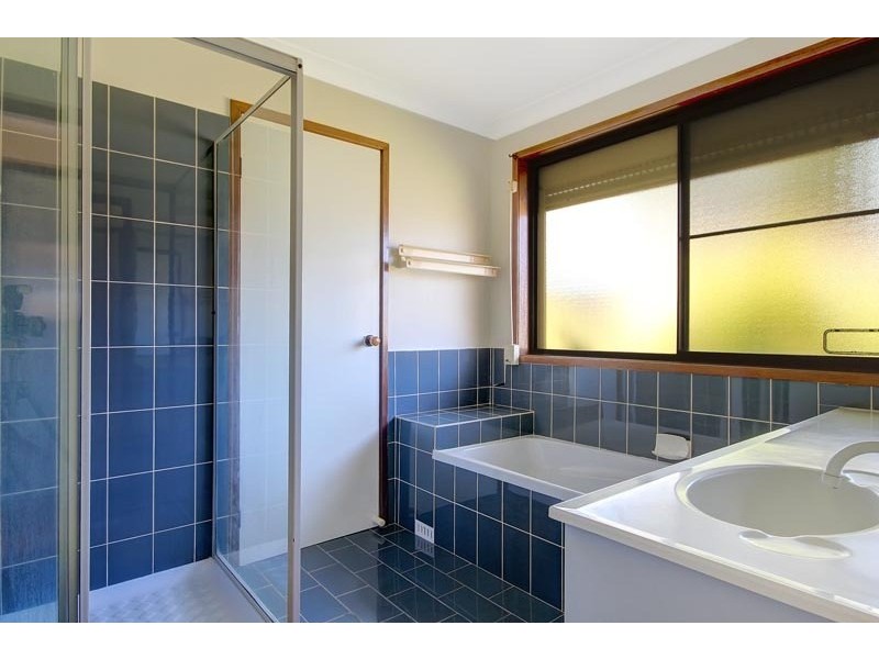 10 Bovard Court, Horsley NSW 2530