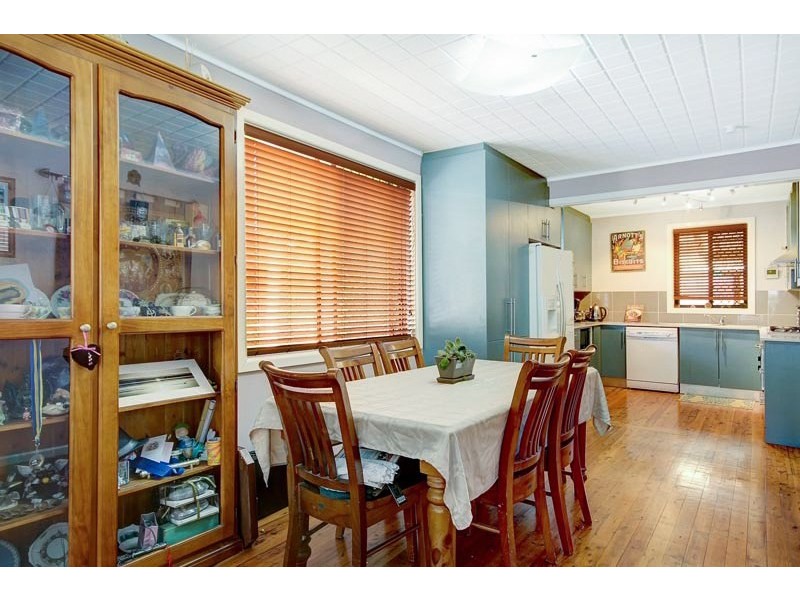 10 Lancashire Street, Berkeley NSW 2506