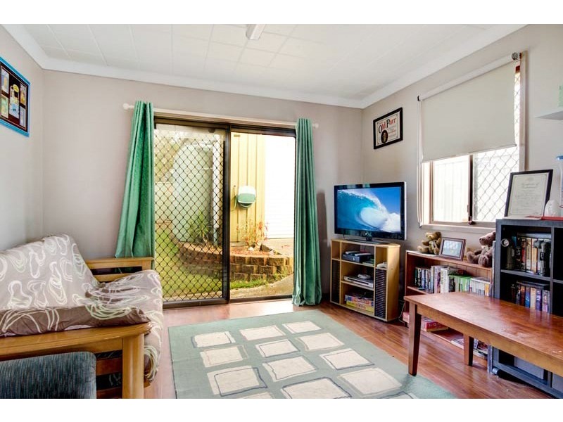 10 Lancashire Street, Berkeley NSW 2506