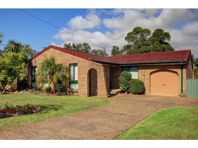 10 Manuka Avenue, Dapto NSW 2530