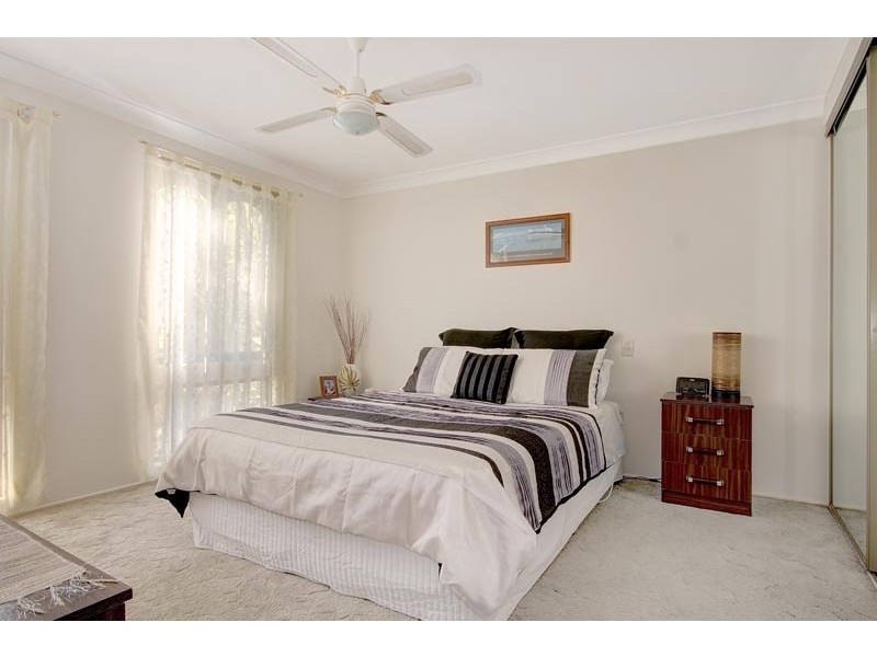 10 Manuka Avenue, Dapto NSW 2530