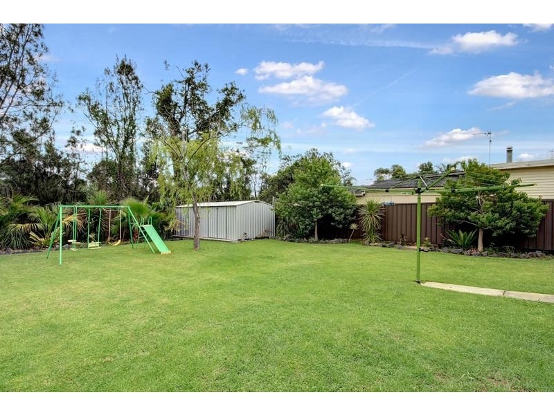 13 William Beach Road, Kanahooka NSW 2530