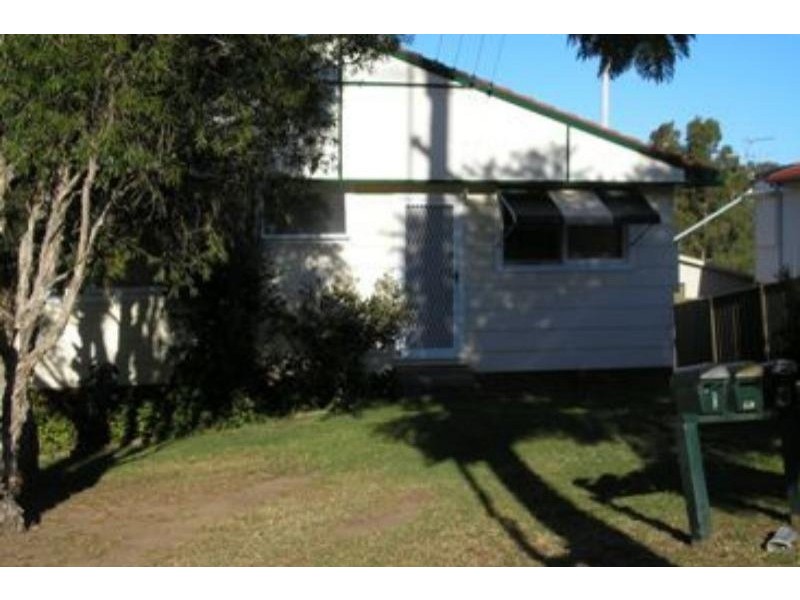 2/91 Burke Road, Dapto NSW 2530