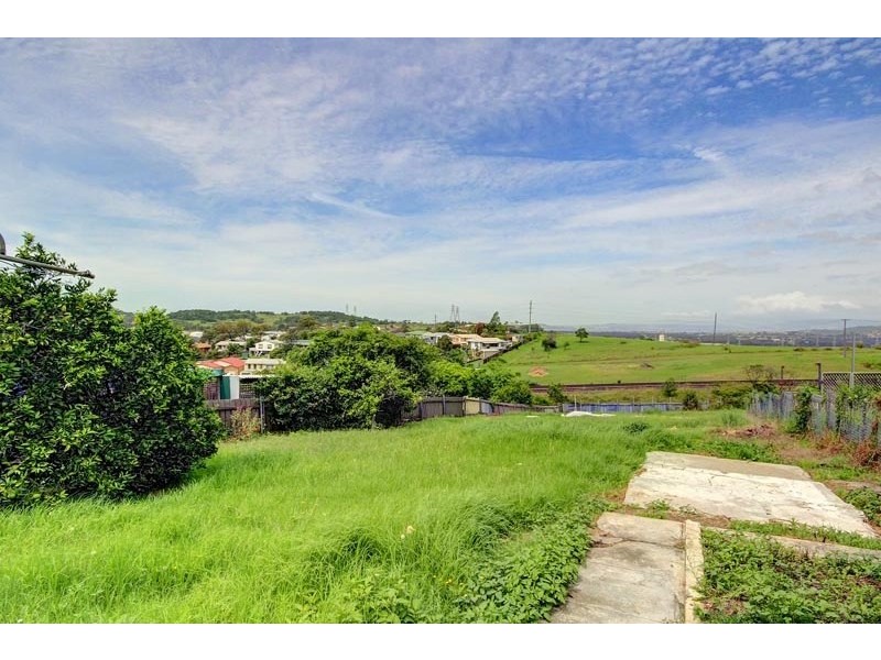 111 Farmborough Road, Farmborough Heights NSW 2526