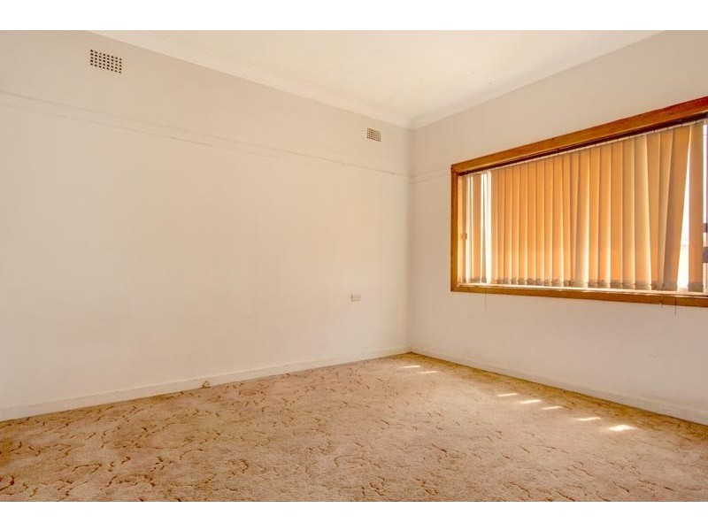 111 Farmborough Road, Farmborough Heights NSW 2526