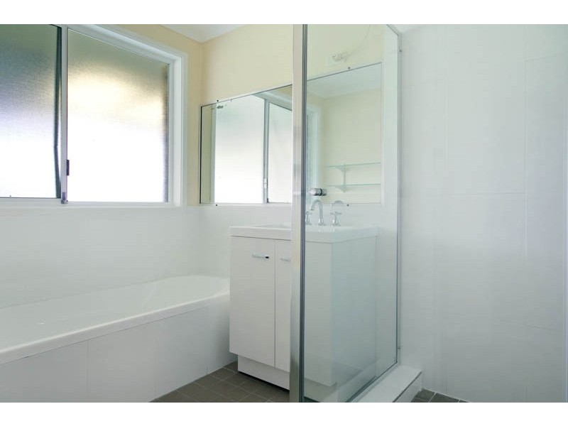 27 Warwick Street, Berkeley NSW 2506