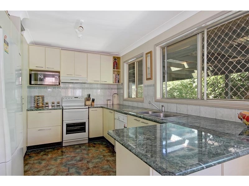 57  Stanley Avenue, Farmborough Heights NSW 2526