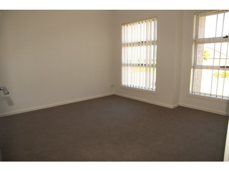 20 Penterong Way, Haywards Bay NSW 2530