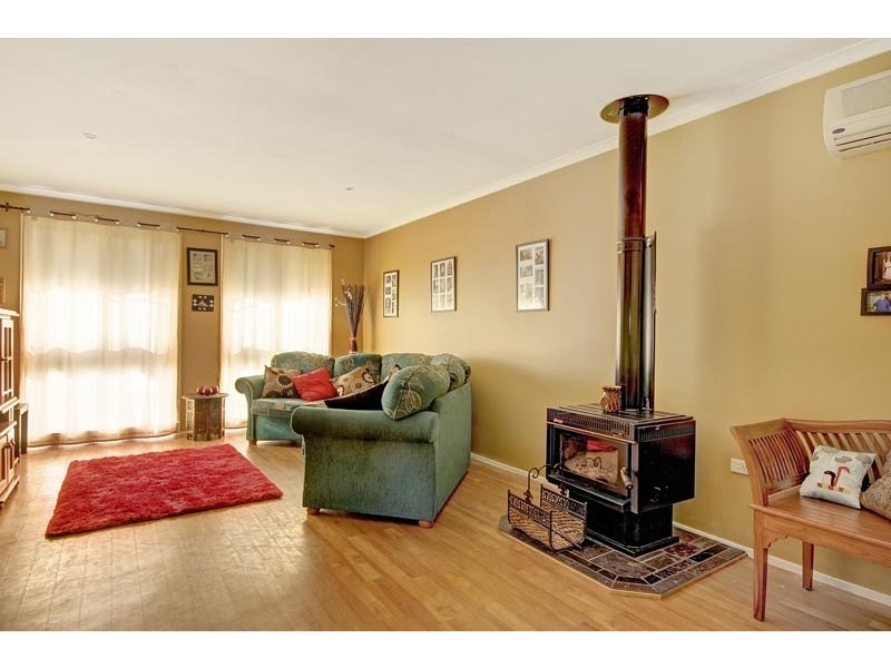 10 Long Place, Penrose NSW 2530