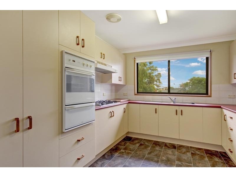 21 Thirroul Road, Kanahooka NSW 2530