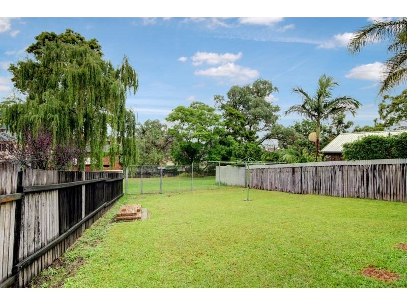 21 Thirroul Road, Kanahooka NSW 2530