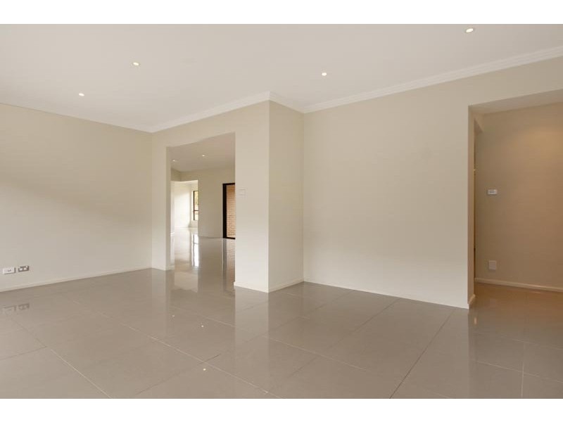 3 Spears Place, Horsley NSW 2530