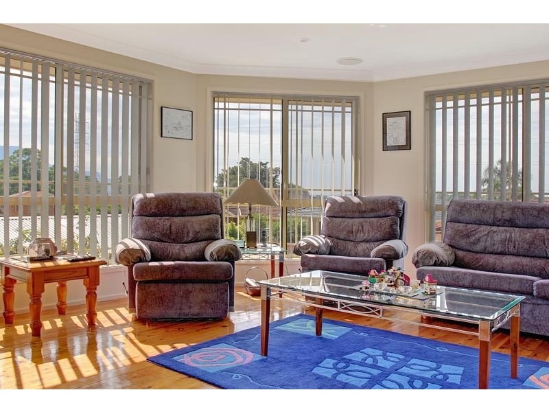 2 Appleby Close, Horsley NSW 2530