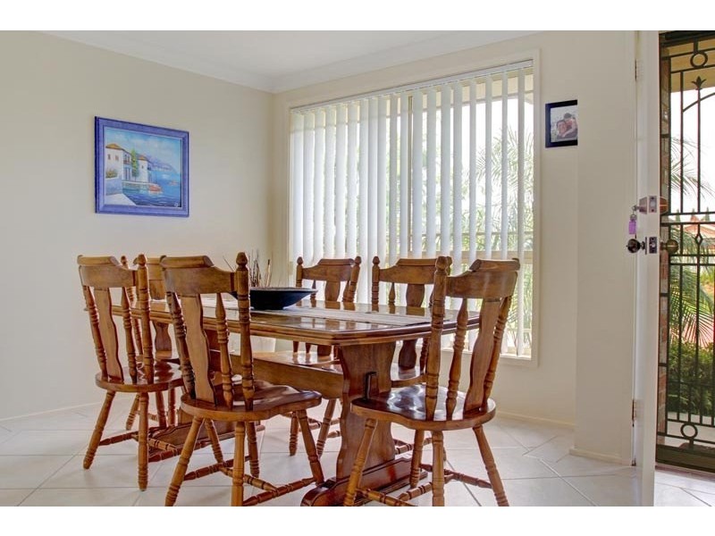 2 Appleby Close, Horsley NSW 2530