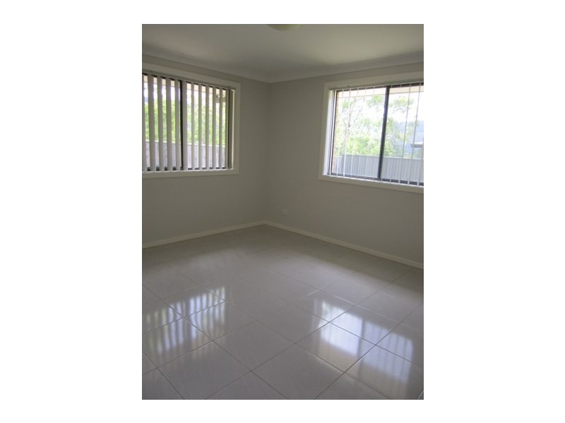 18 McLeod Place, Horsley NSW 2530