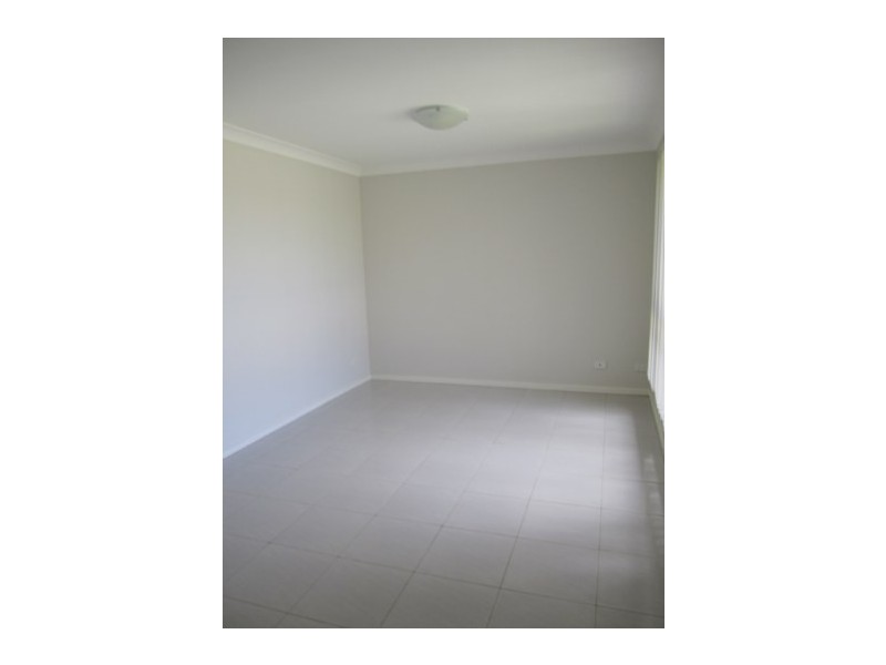 18 McLeod Place, Horsley NSW 2530