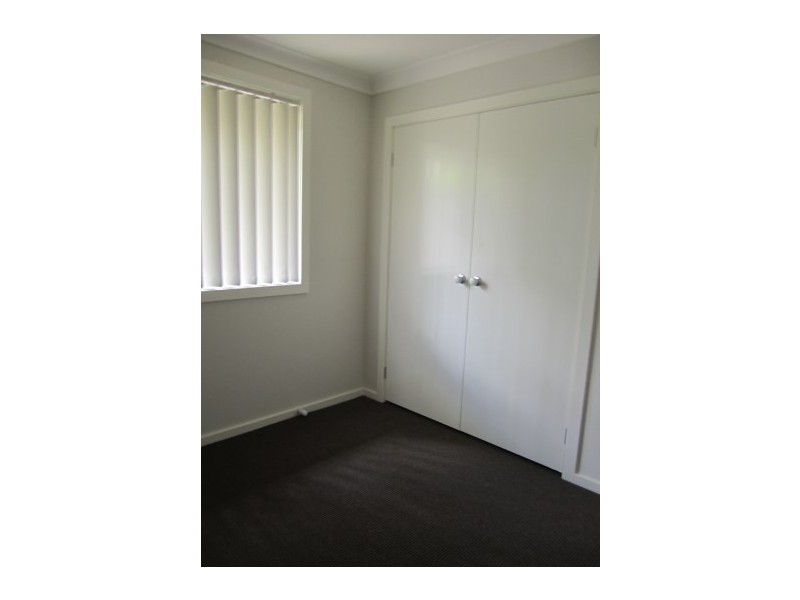 18 McLeod Place, Horsley NSW 2530