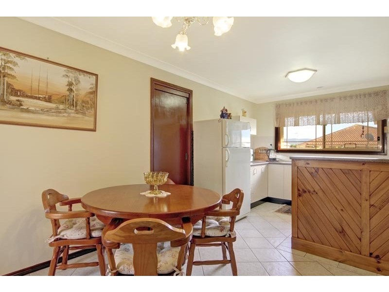 3/2 Candlebark Street, Albion Park Rail NSW 2527