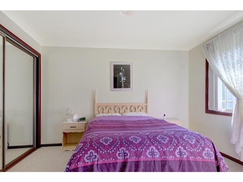3/2 Candlebark Street, Albion Park Rail NSW 2527