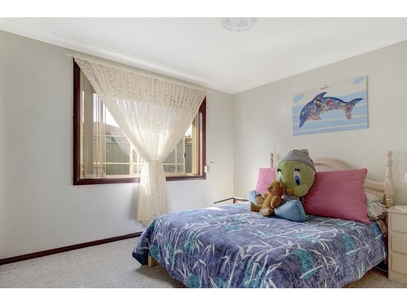 3/2 Candlebark Street, Albion Park Rail NSW 2527