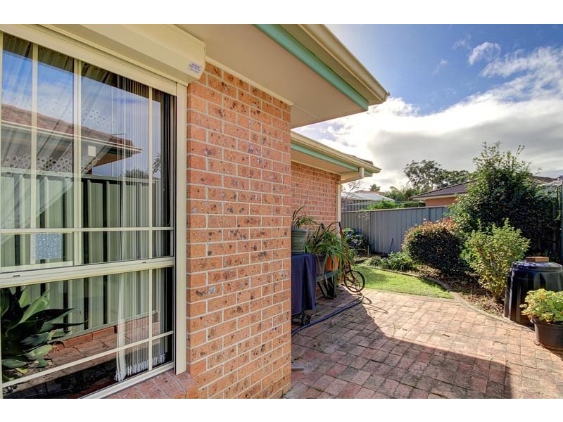3/2 Candlebark Street, Albion Park Rail NSW 2527