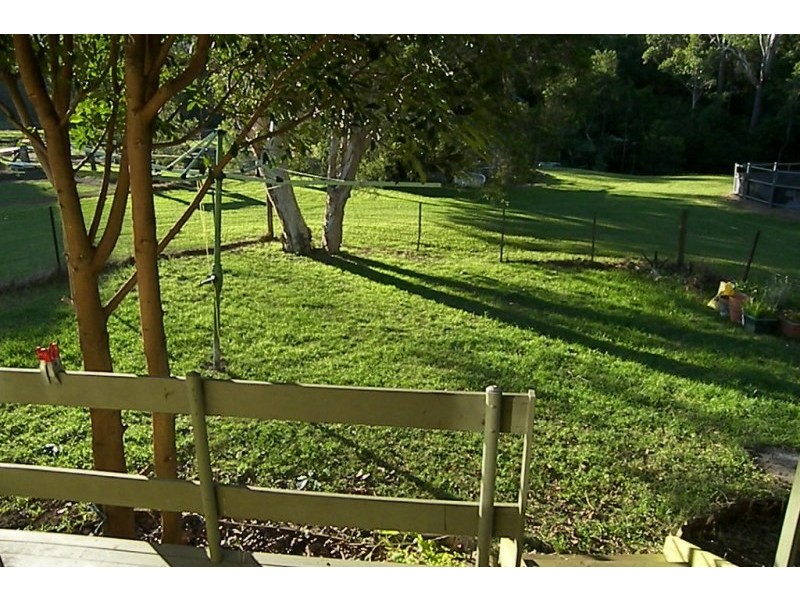 70 Paynes Road, Kembla Grange NSW 2526