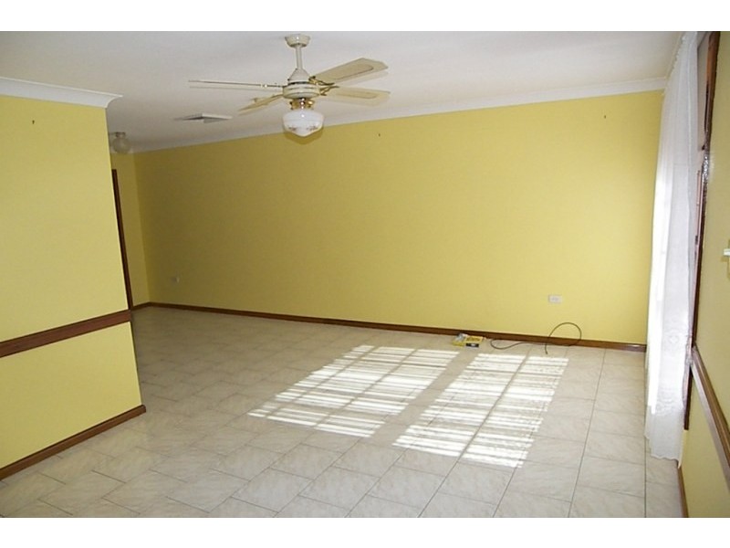 251 Kanahooka Road, Kanahooka NSW 2530