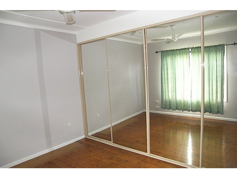 1/3 Massey Street, Berkeley NSW 2506