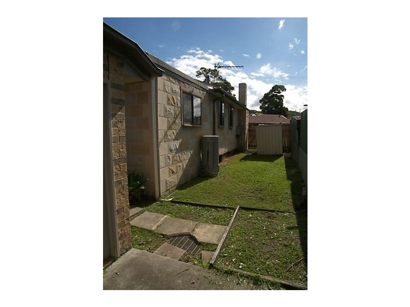 1/3 Massey Street, Berkeley NSW 2506