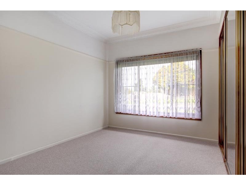 64 Tarrawanna Road, Corrimal NSW 2518