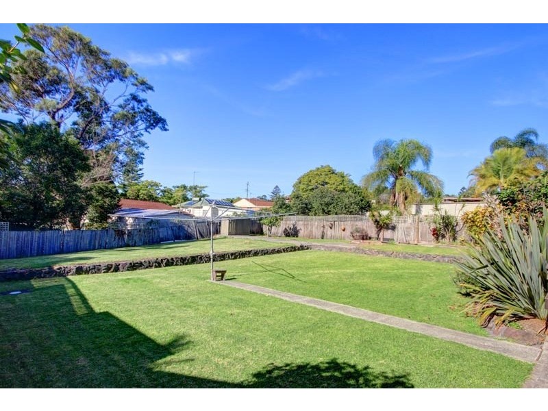 305 Princes Highway, Dapto NSW 2530