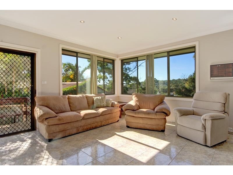 305 Princes Highway, Dapto NSW 2530