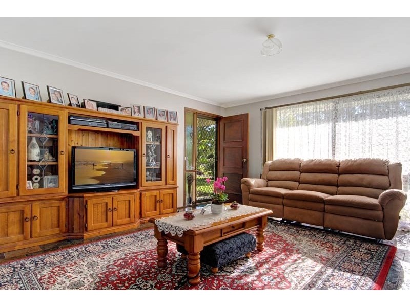 10 Anthea Place, Dapto NSW 2530