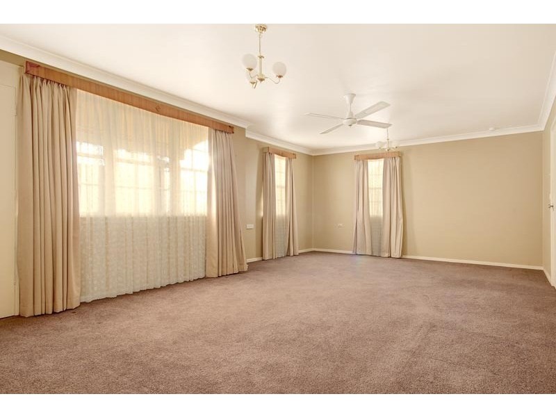 5 Inala Avenue, Koonawarra NSW 2530