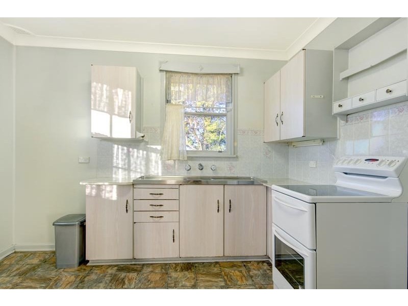 5 Inala Avenue, Koonawarra NSW 2530