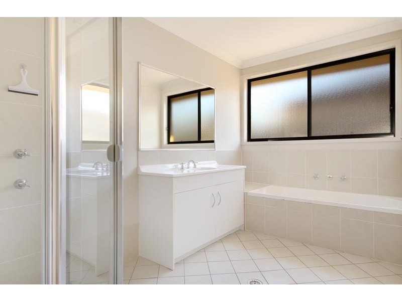 25 Shiraz Drive, Dapto NSW 2530