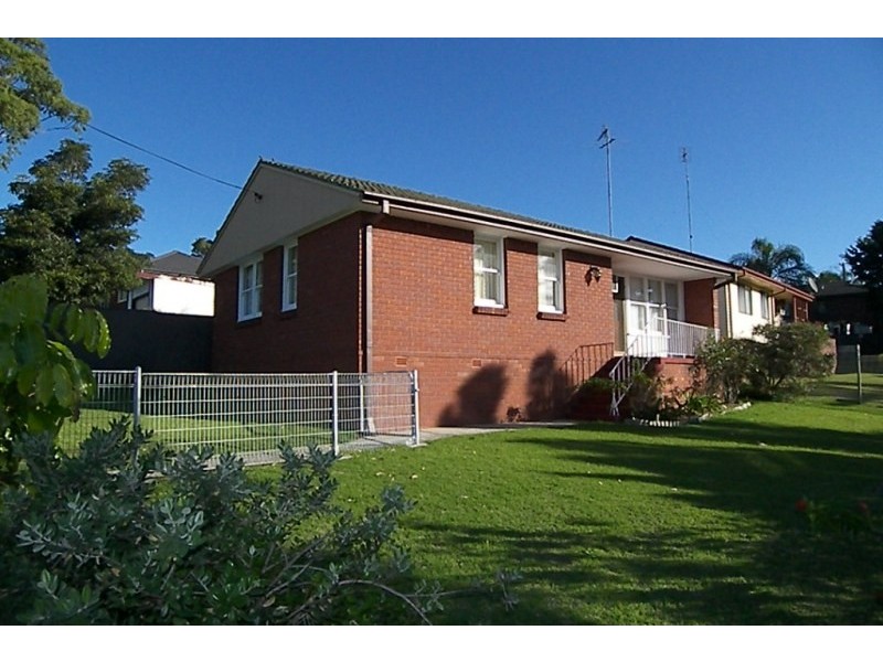 16 Gilba Road, Koonawarra NSW 2530