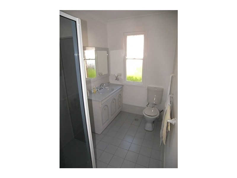 16 Gilba Road, Koonawarra NSW 2530