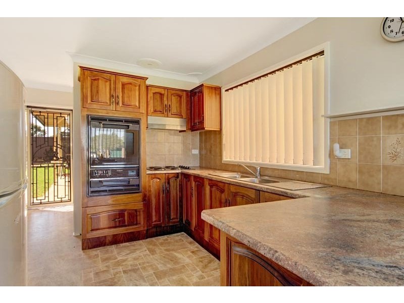 29 Elm Street, Albion Park Rail NSW 2527