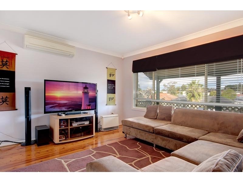 36 Kapooka Avenue, Dapto NSW 2530