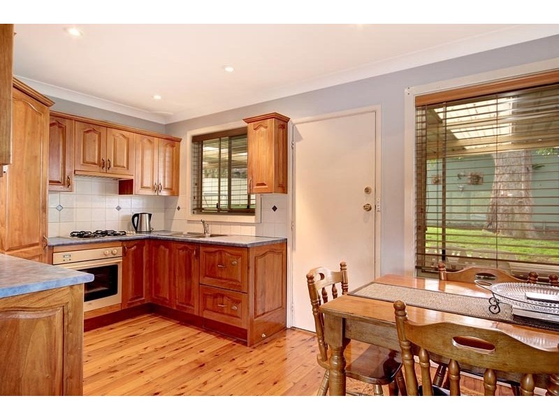 36 Kapooka Avenue, Dapto NSW 2530