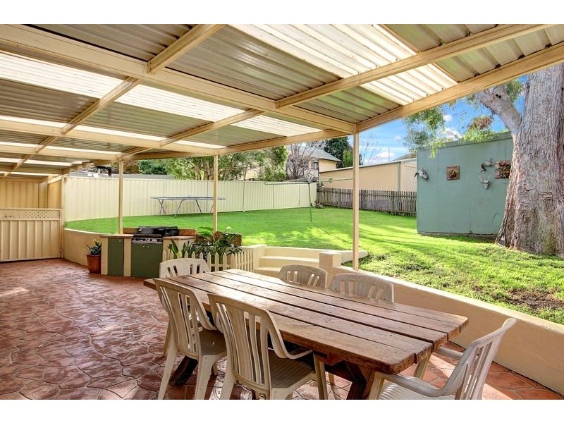 36 Kapooka Avenue, Dapto NSW 2530